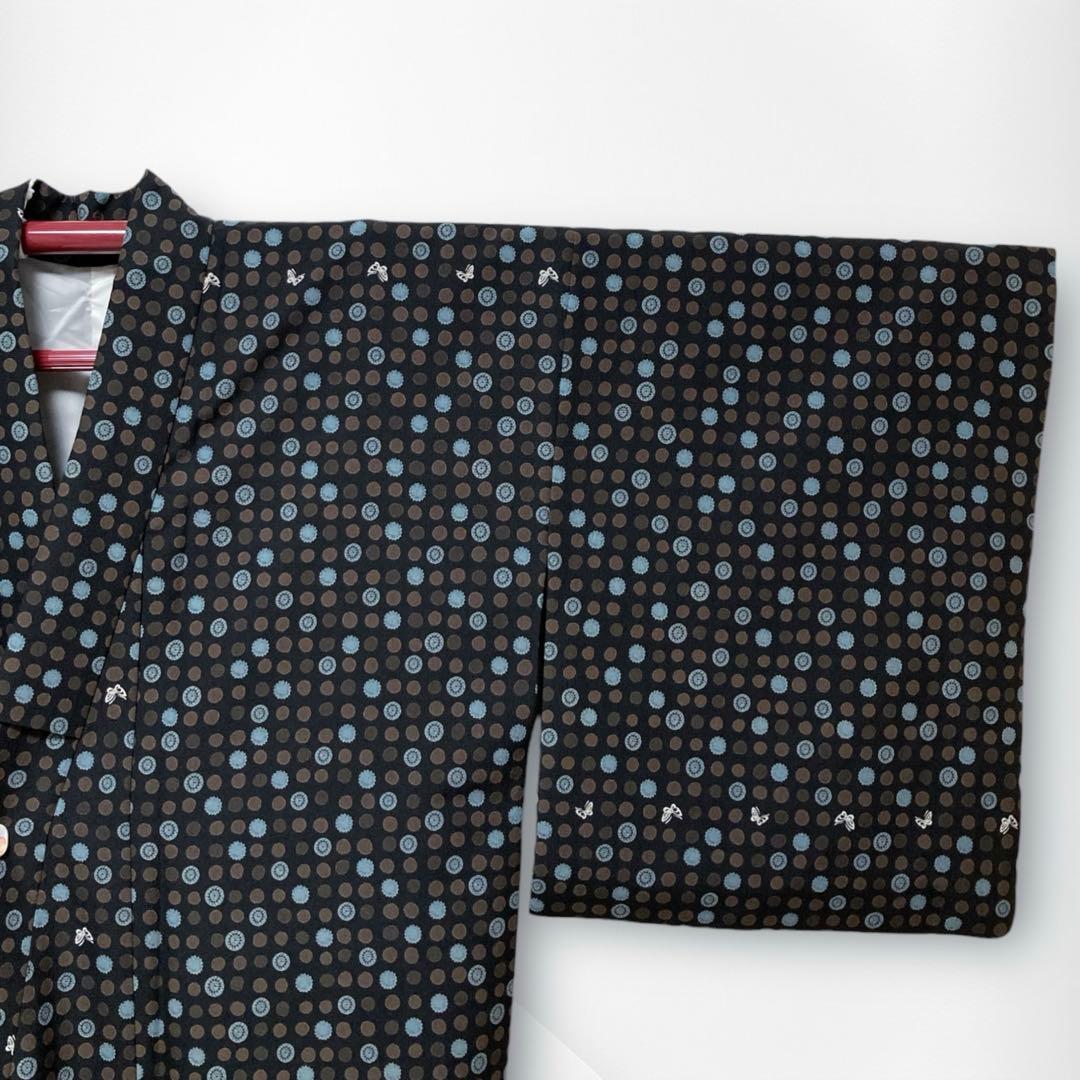 【美品✨】東レシルック　京都小泉　洗える着物　小紋　黒色　水玉　蝶　日本製　I3