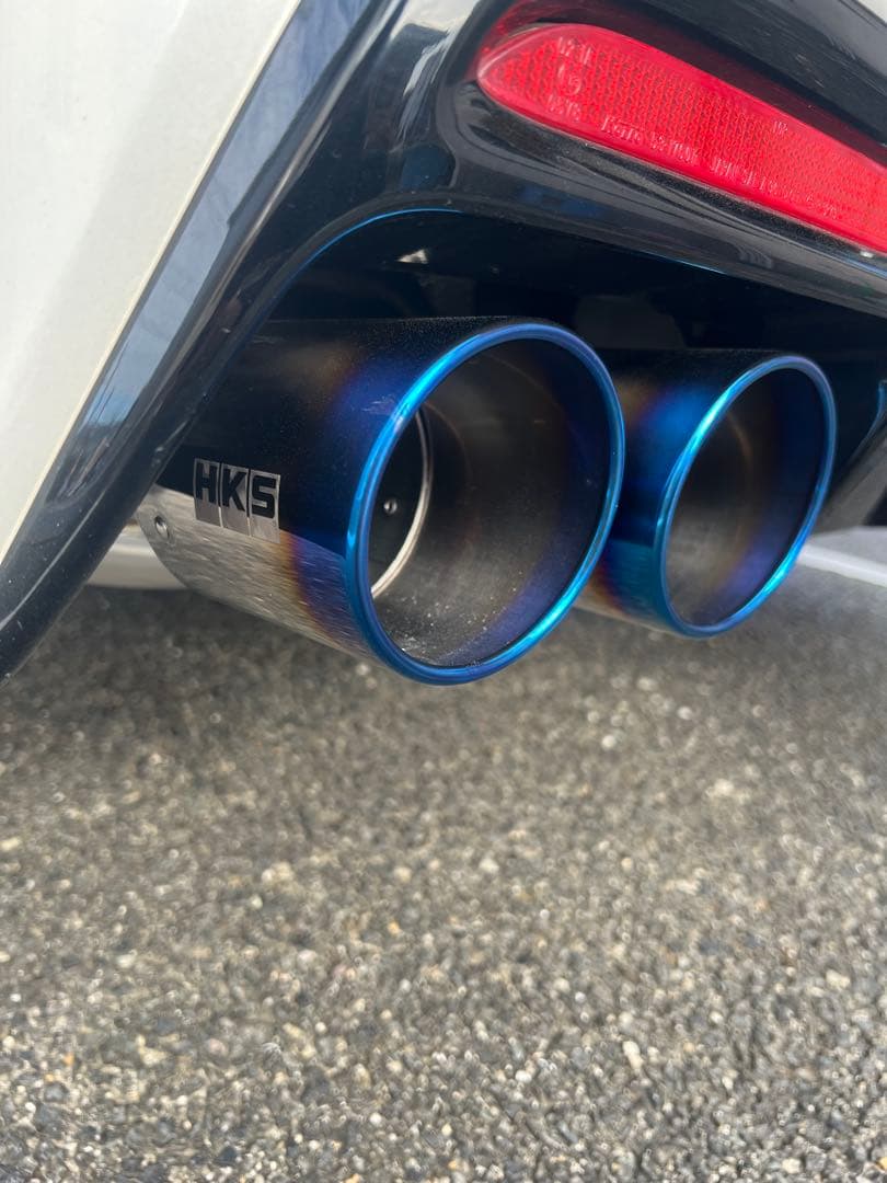 マークX HKS LEGAMAX Premium 4本出し