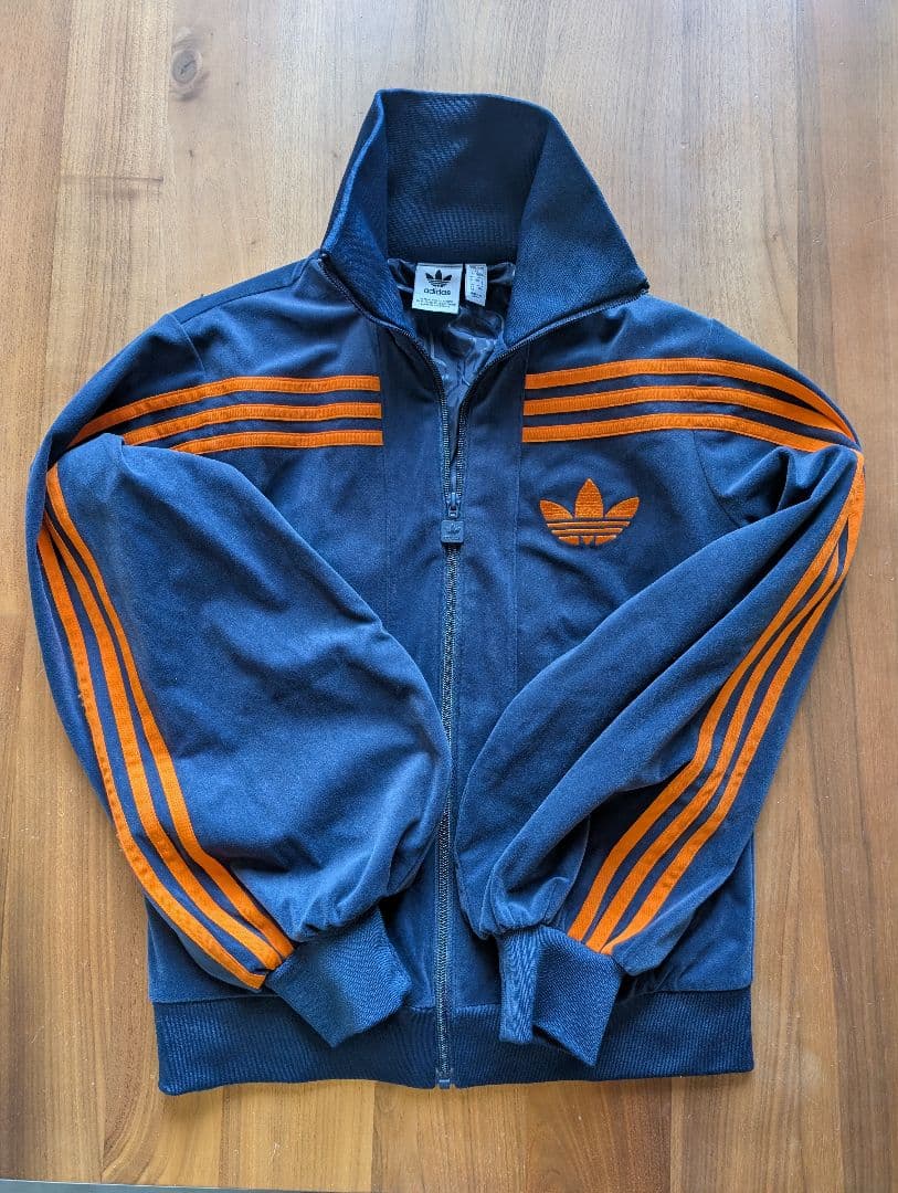 【最終値下げ】adidasオリジナル　ベロアトラックジャケット　S