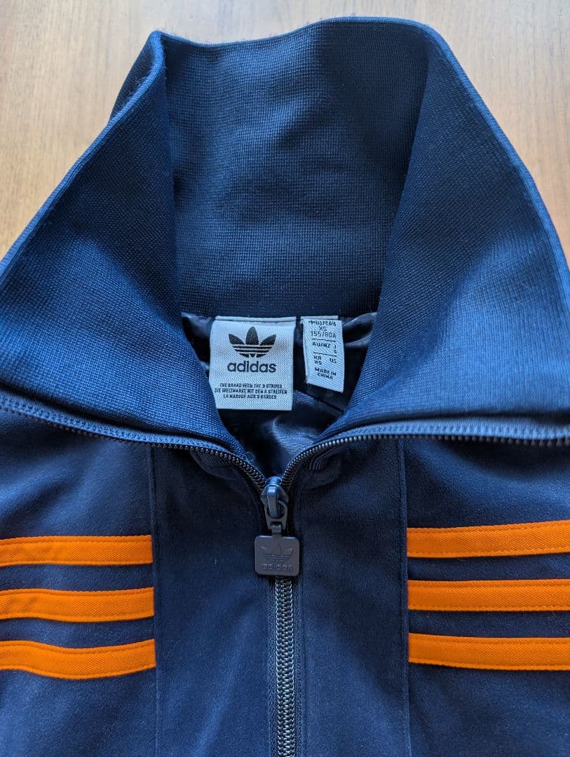 【最終値下げ】adidasオリジナル　ベロアトラックジャケット　S