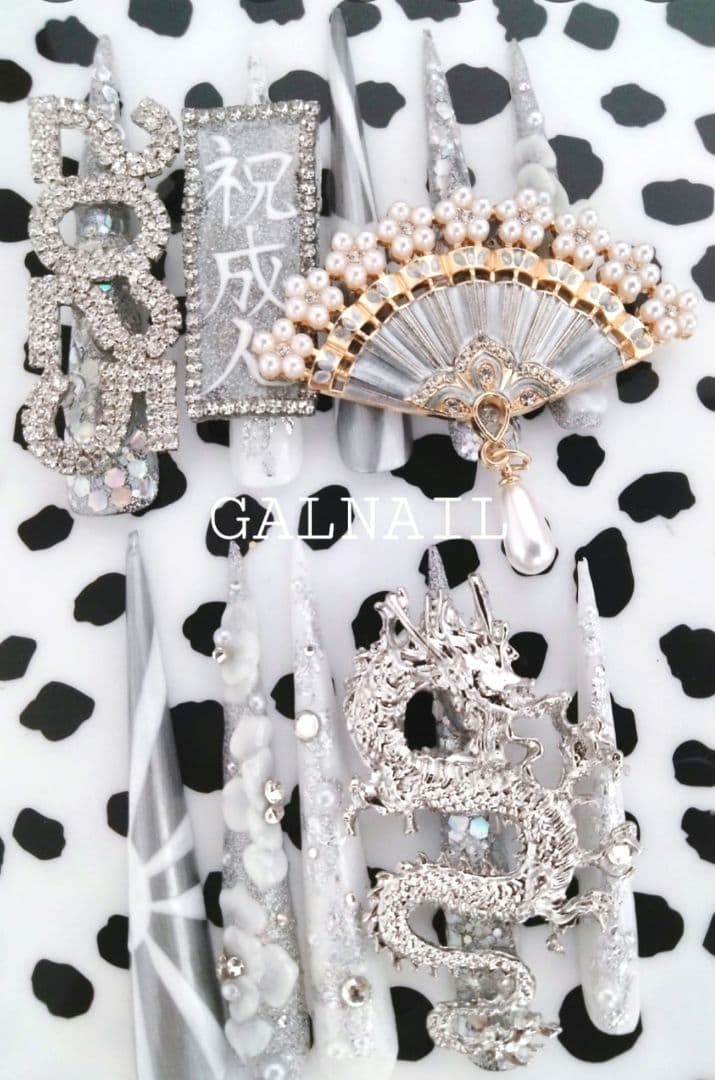 2026パーツあります成人式ネイルチップロングポイントギャル成人式ギャルネイル