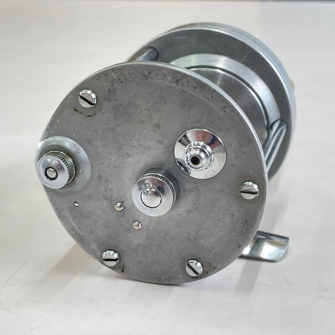 1940年 PFLUEGER SUPREME 1573 ダイレクトリール