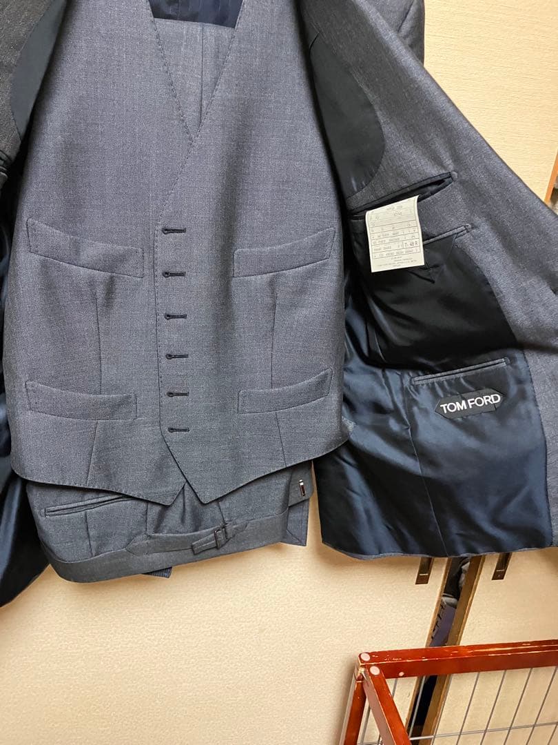 TOMFORD ライトブルー 、グレー、スーツ2着セット