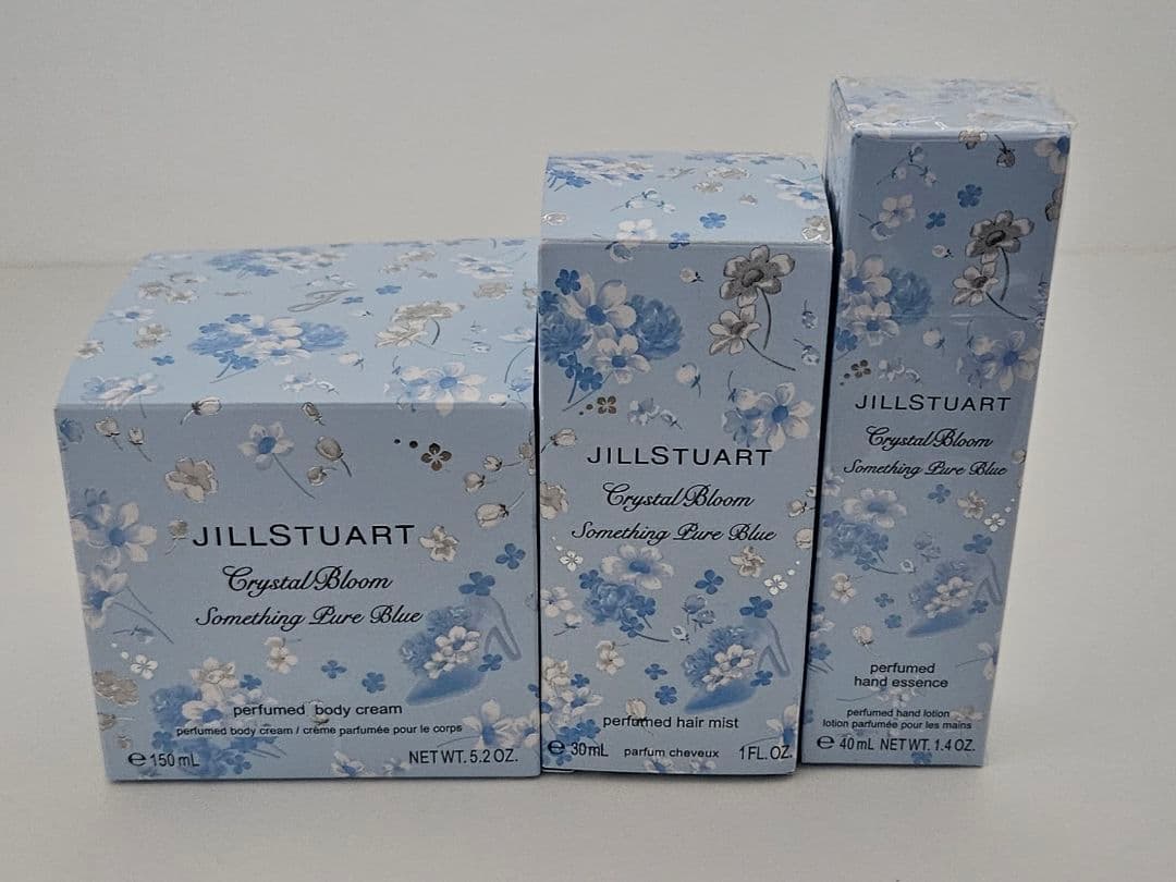ジルスチュアート クリスタル ブルーム サムシングピュアブルー ボディ&ハンド