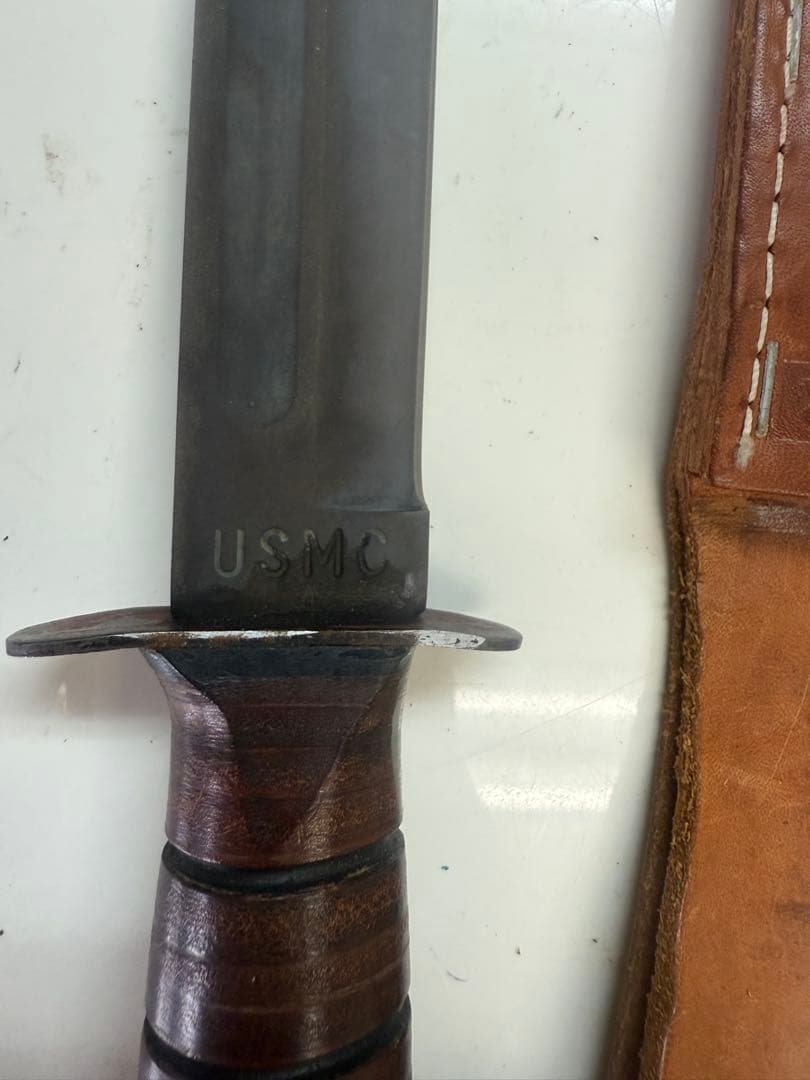 米軍　USMC KABAR ファイティングナイフ　米軍ナイフ　海兵隊ナイフ