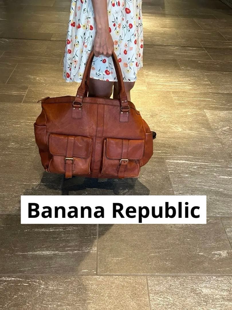Banana Republic ￼ブラウンレザーダッフルバッグ