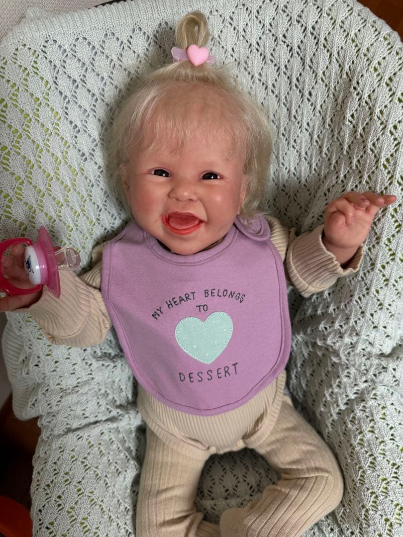 リボーンドール　ニコニコ笑顔