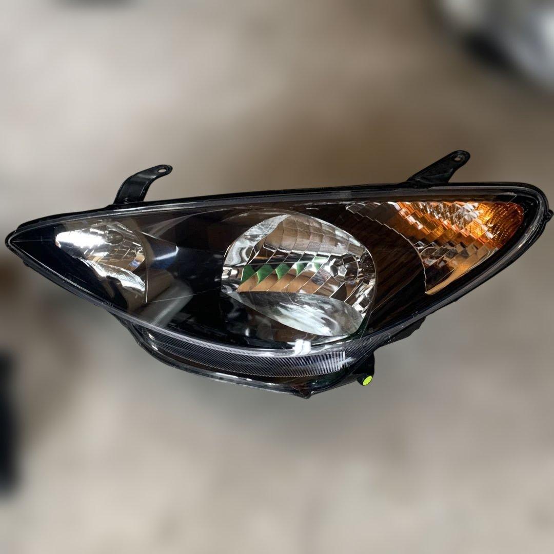 タイガース㊗️セ界制覇エスティマ　30 ヘッドライト 左右セッ中古品