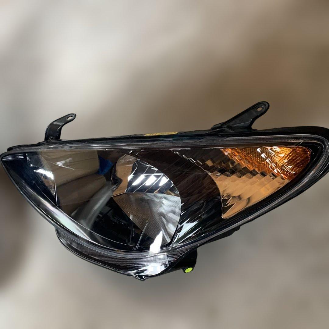 タイガース㊗️セ界制覇エスティマ　30 ヘッドライト 左右セッ中古品