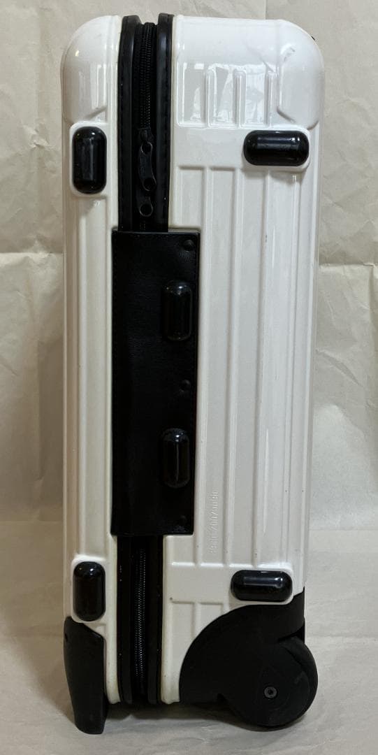 Rimowa　キャリーケース　白　ハワイ限定品