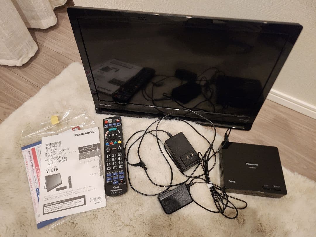 Panasonic VIERA UN-19FB10 19インチ液晶テレビ