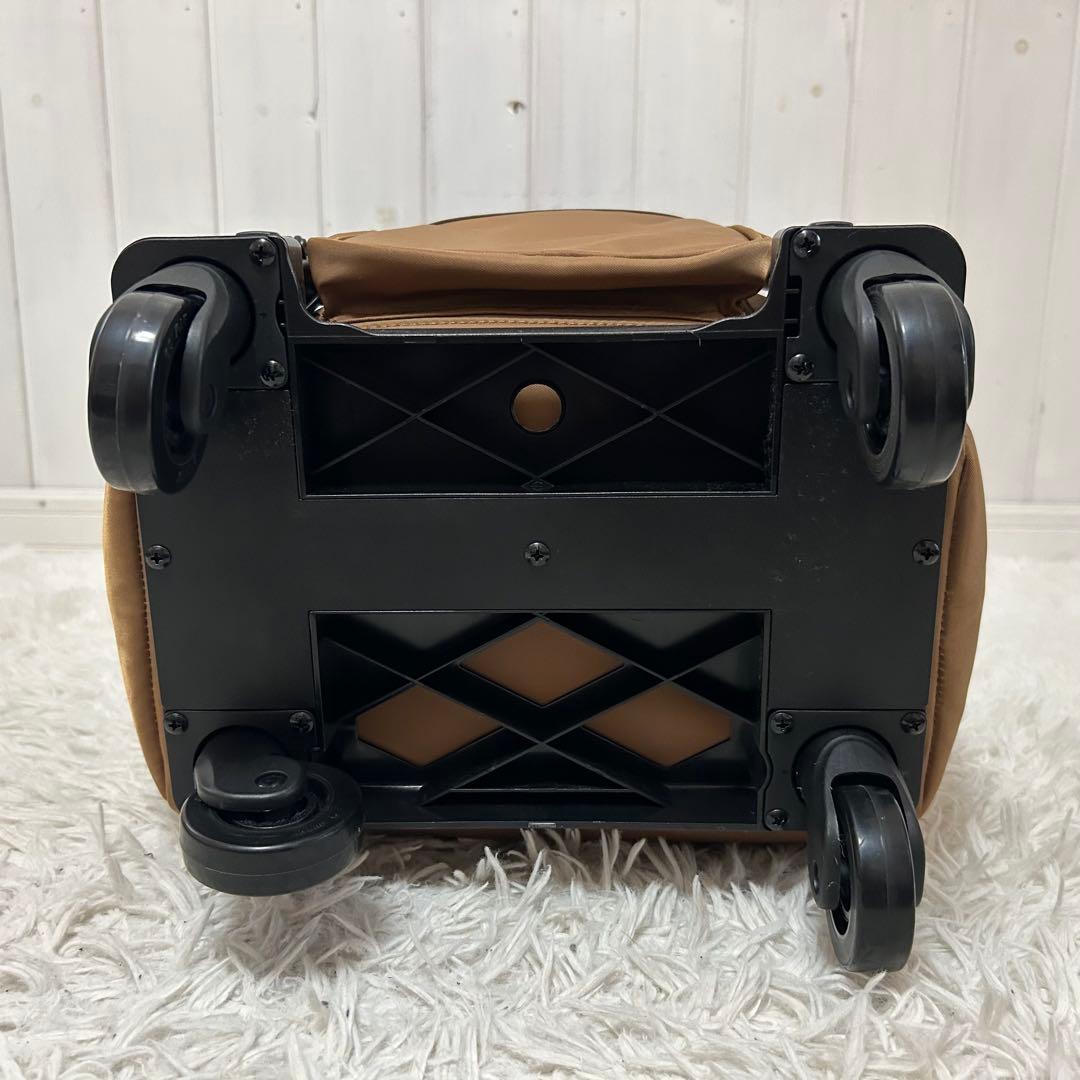 ⭐️極美品⭐️スワニー トリコロールアクセントトートキャリー 4輪