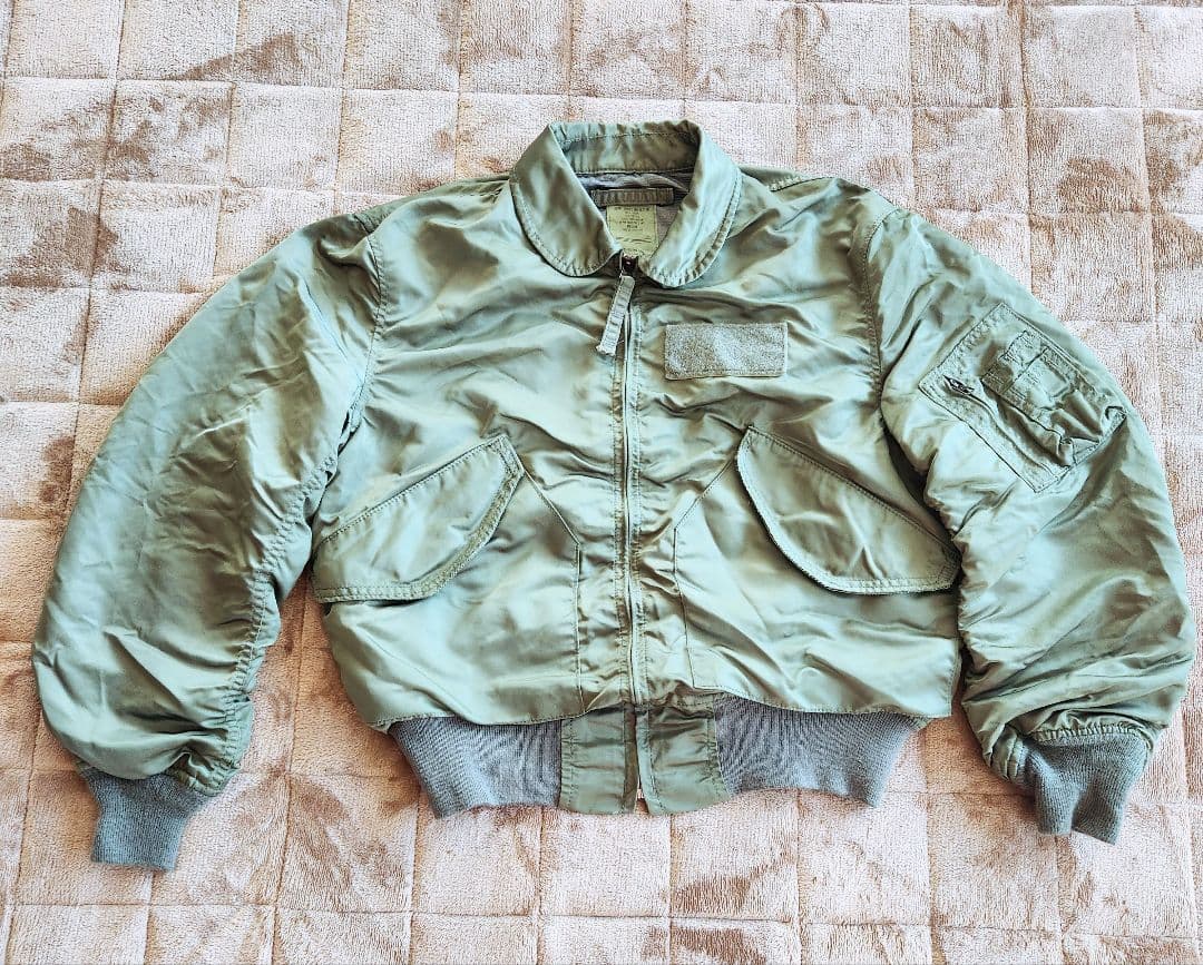 ヴィンテージ アルファ社 CWU-36/P フライトジャケット カーキ　 M