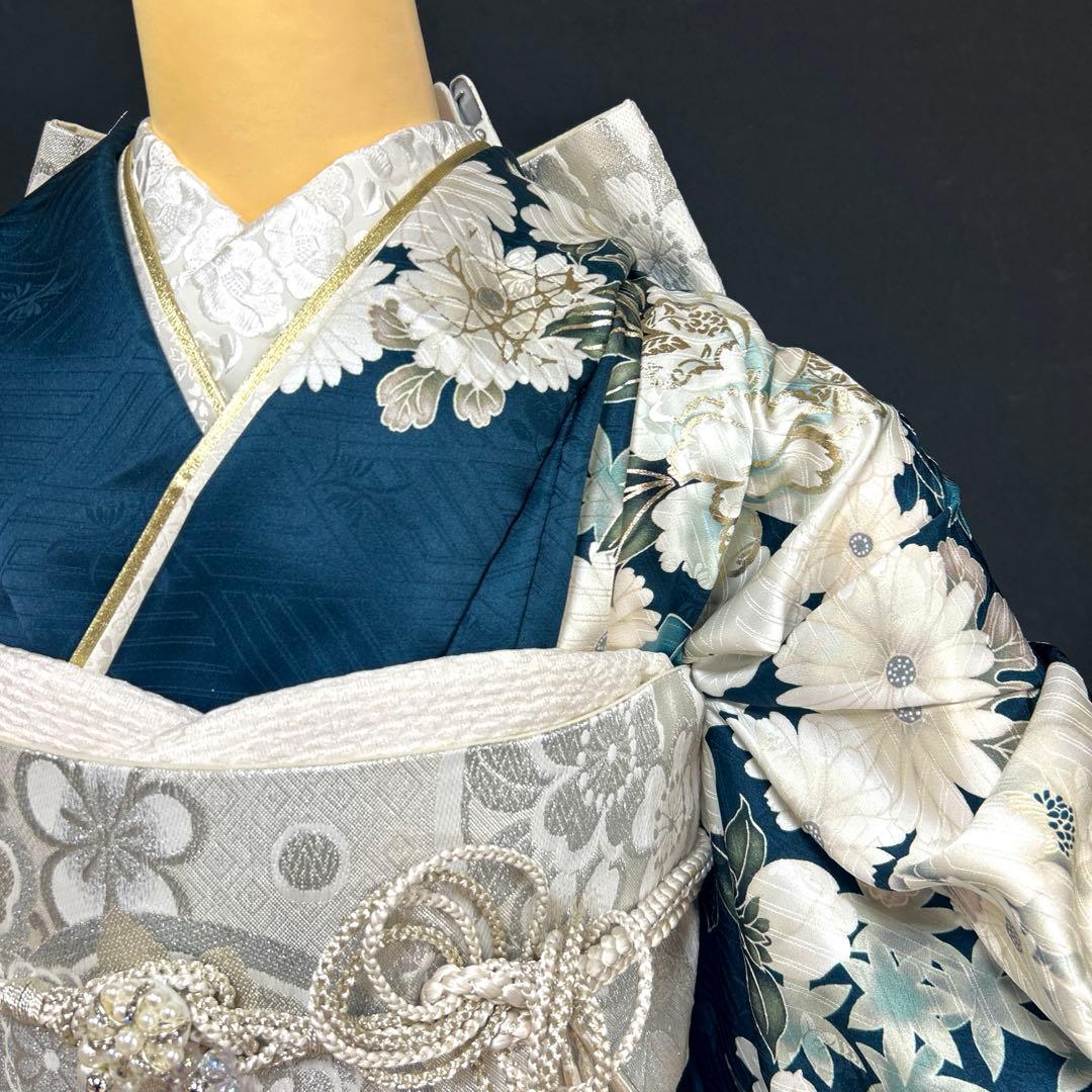 深緑のクールな牡丹と菊に流水の古典振袖フルセット