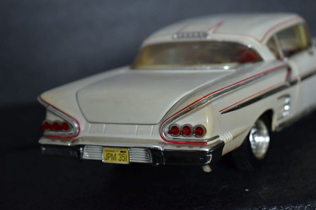 1/18 ERTL アメリカングラフィティ シボレー インパラ アーテル