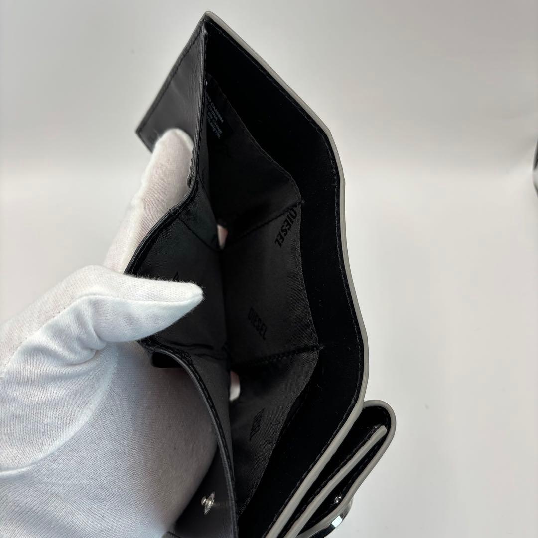 DIESEL 三つ折り財布　シルバー　1DR サークルロゴ　ウォレット　Dロゴ