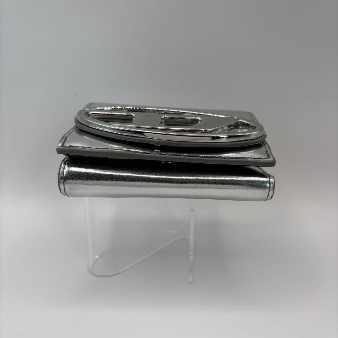 DIESEL 三つ折り財布　シルバー　1DR サークルロゴ　ウォレット　Dロゴ