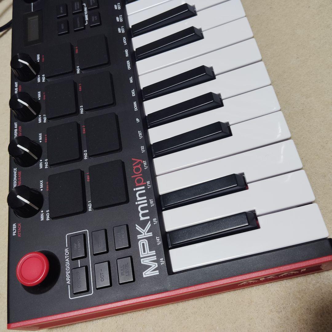 【美品】AKAI MPK mini play MIDIキーボード