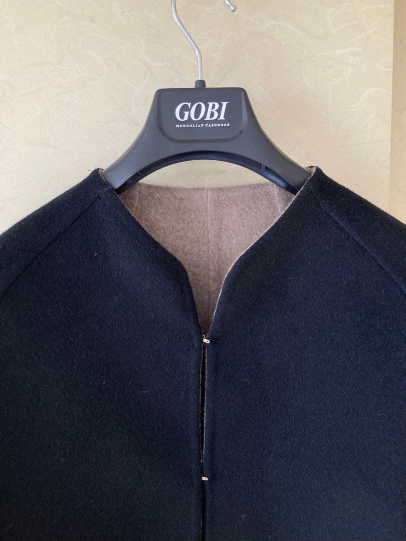 ジャケット・アウター Harris Grace Cashmere Reversible Cape