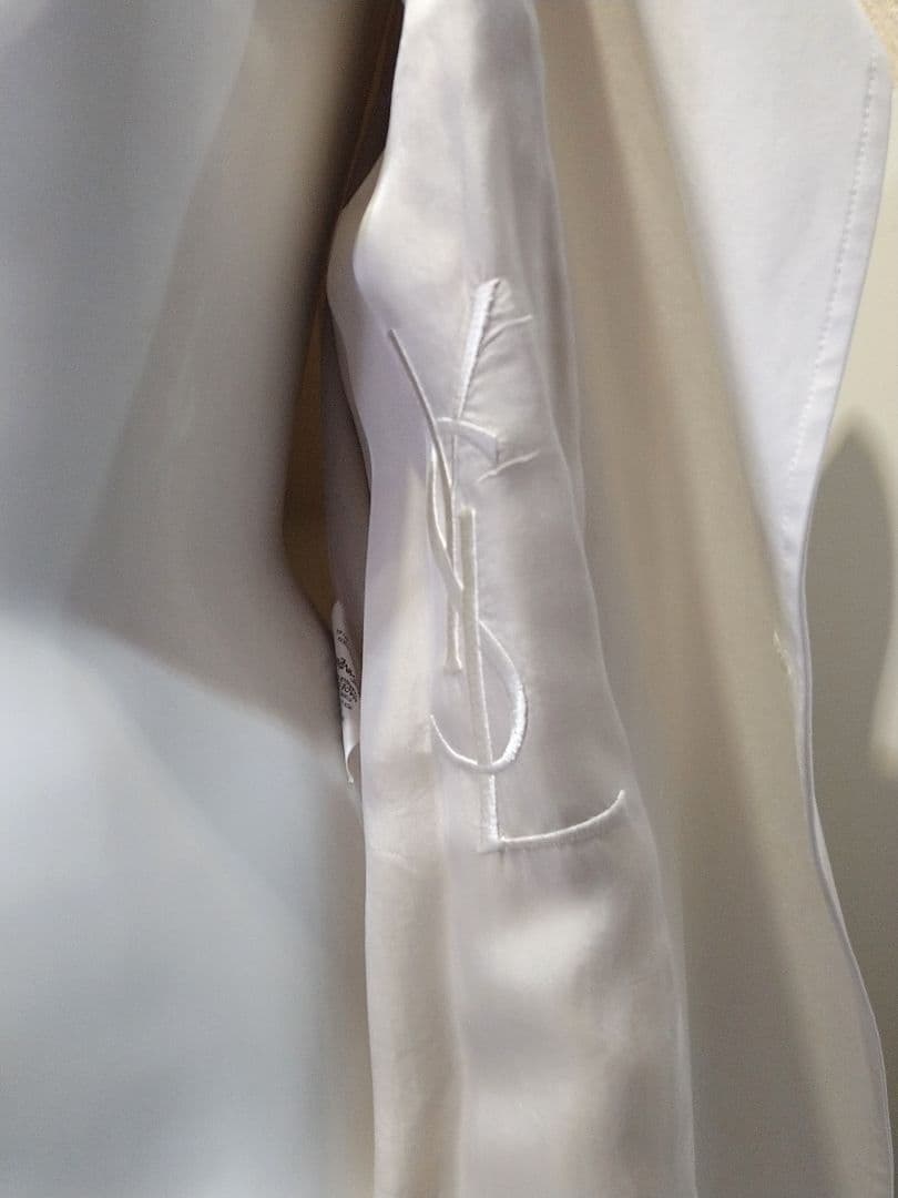 未使用タグ付！仏製YvesSaintLaurentトレンチコートイヴサンローラン