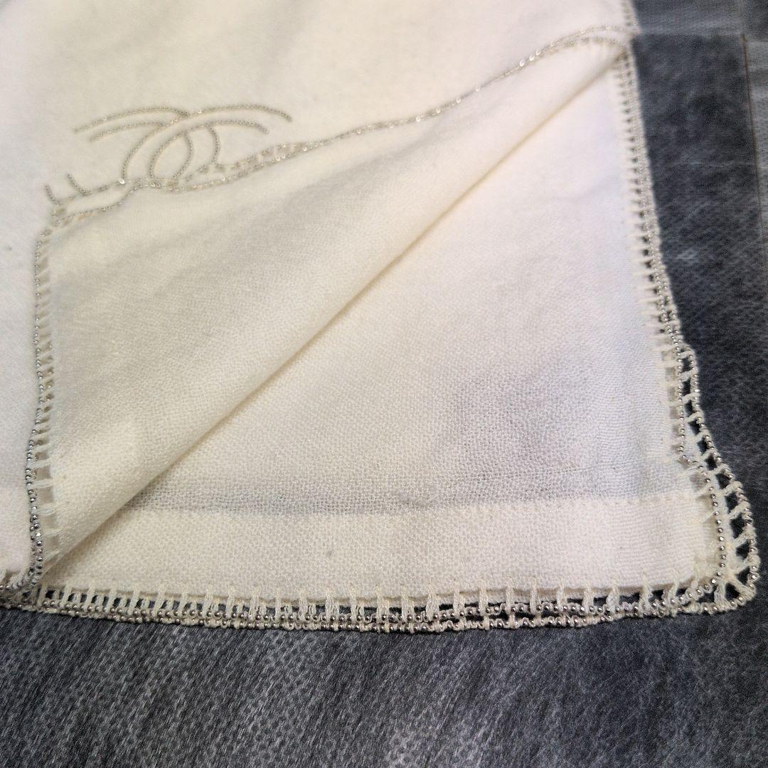 CHANEL アイボリー ロゴ ストール