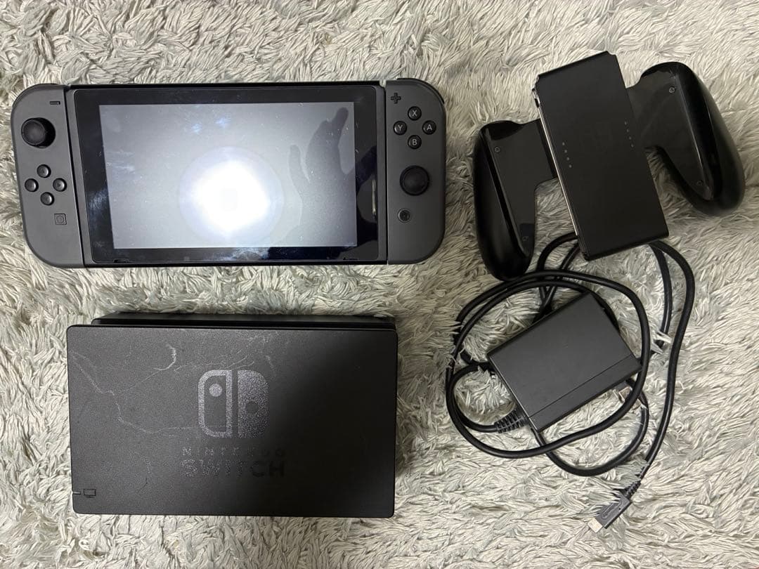 Nintendo Switch本体 ＋ 128GB SDカード付き