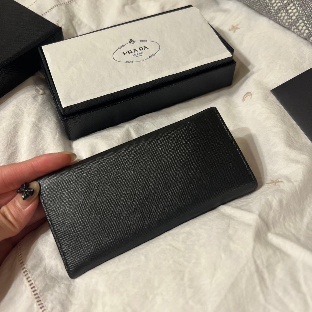 プラダ　キーケース　美品