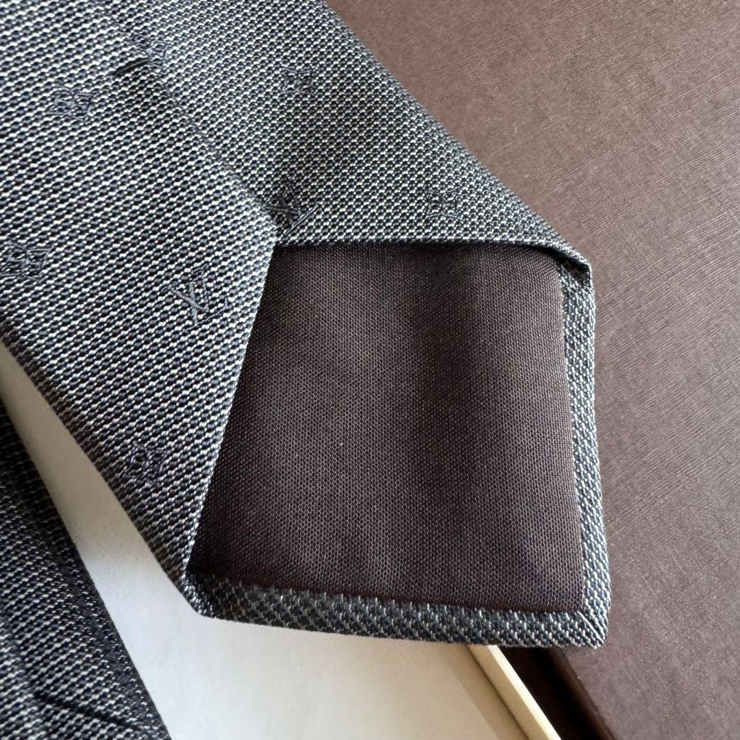 最高級 ルイヴィトン イタリア製 モノグラム ネクタイ ソリッドタイ グレー