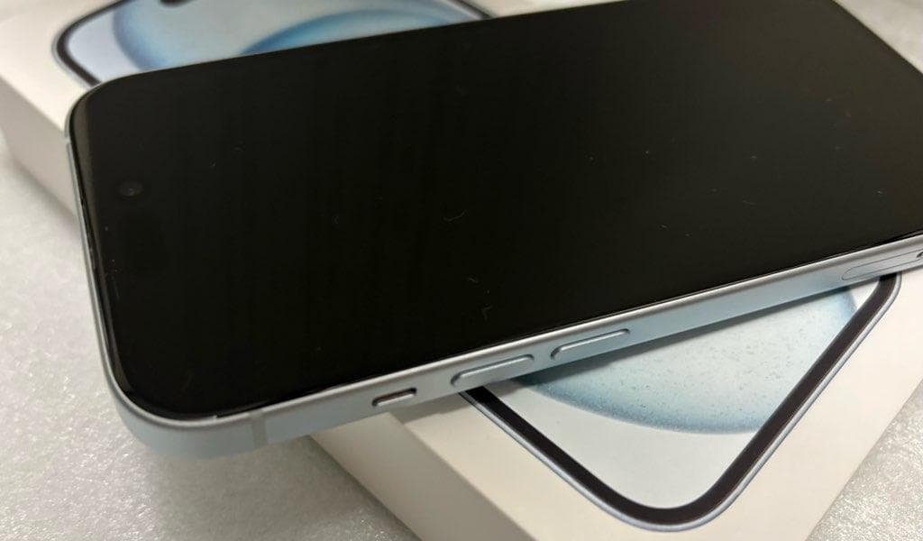 【最大容量92%】iPhone15 128GB SIMフリー ブルー