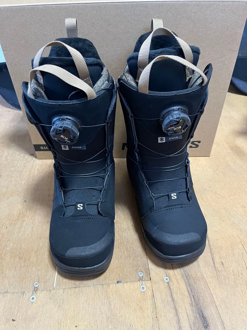 SALOMON KIANA DUAL BOA 24-25 モデル レディース