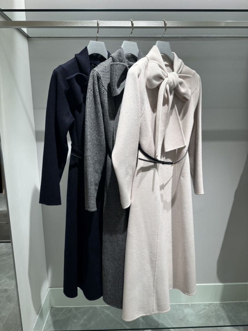 セルフォード ストール付きリバードレスコート