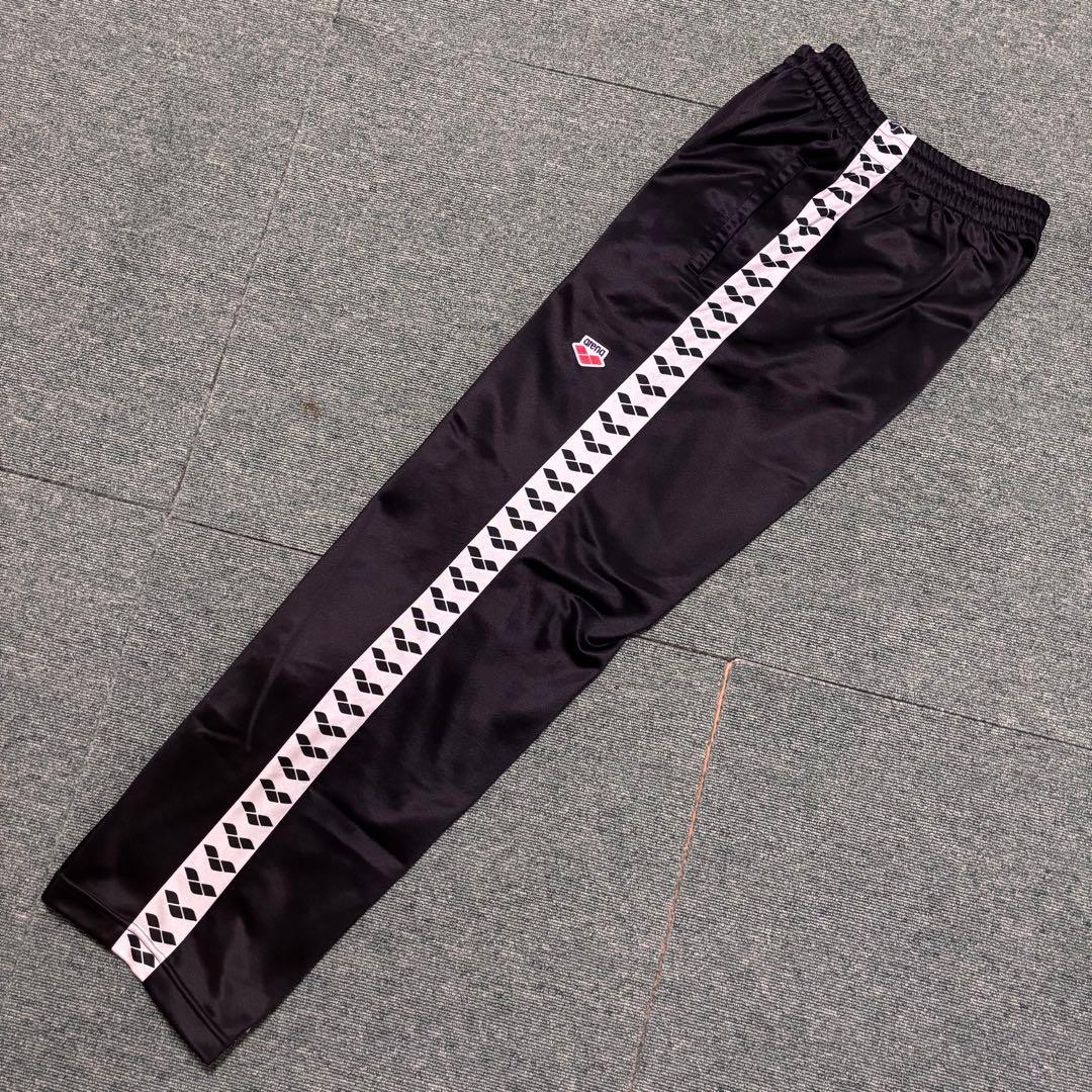 arena アリーナ　チームライン　セットアップジャージ　上下　水泳　Mサイズ