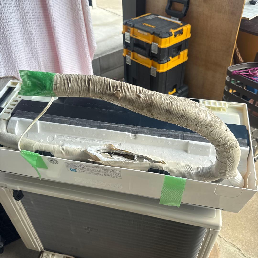 富士通 ルームエアコン AS-V22H-W 主に6畳用