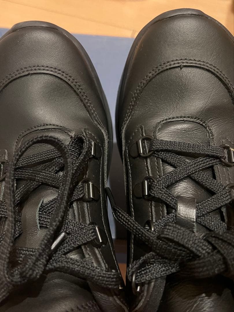 コムデギャルソン サロモン レザー スニーカー ブラック