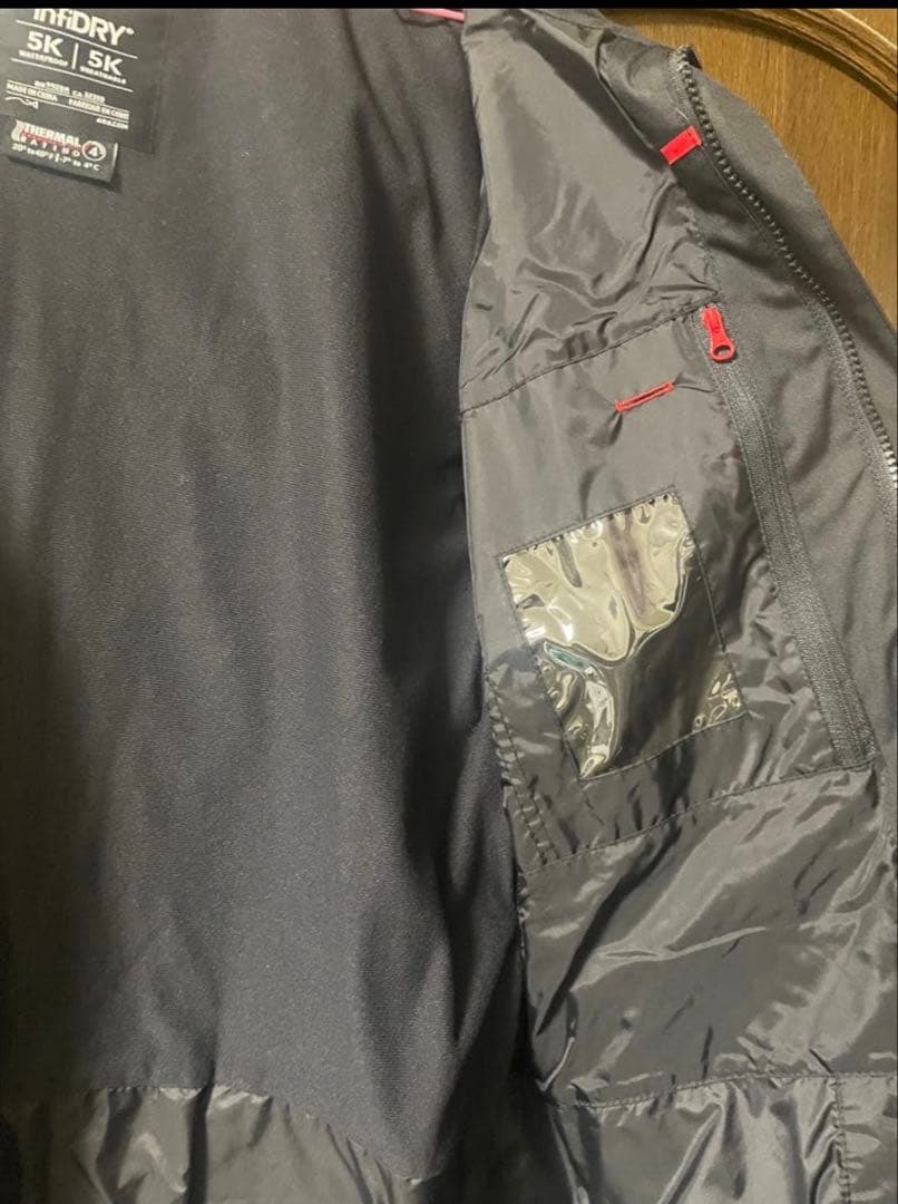 スノーボードウェア　686