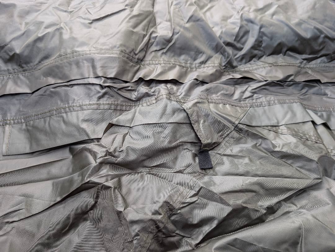 ✨1回使用✨　ドイツ軍 Mil-Tec 3人用テント カマボコ 広い前室