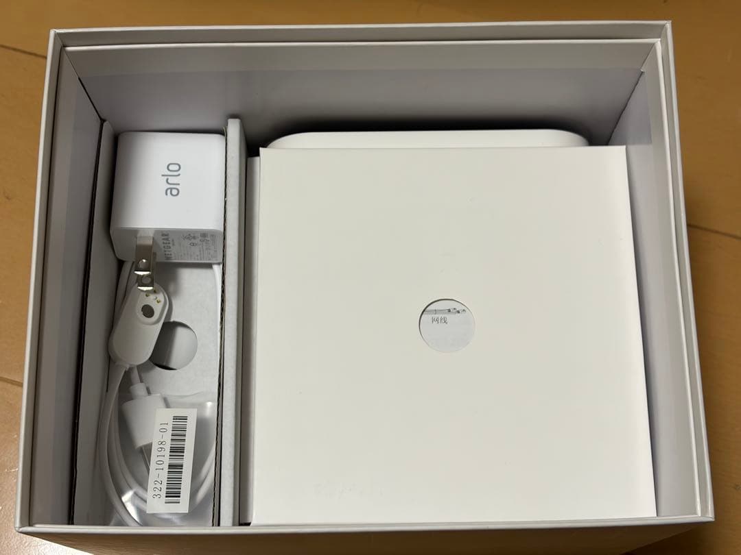 は*ん様 Arlo Ultra Series 4K UHD 防犯カメラ 2台セッ