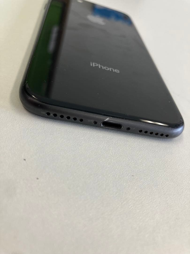 iPhone8スペースグレイ64gb SIMロックなし本体のみ