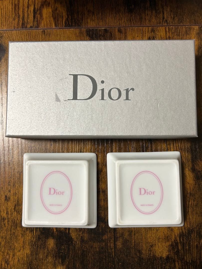 Dior ディオール　トロッターピンクロゴ 陶器トレイ 2枚セット小物入れ