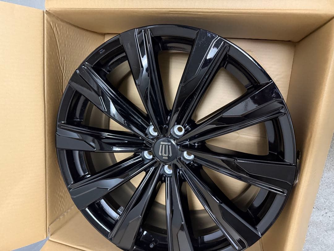 【トヨタ クラウン スポーツ 純正 21インチ ブラック 4本】