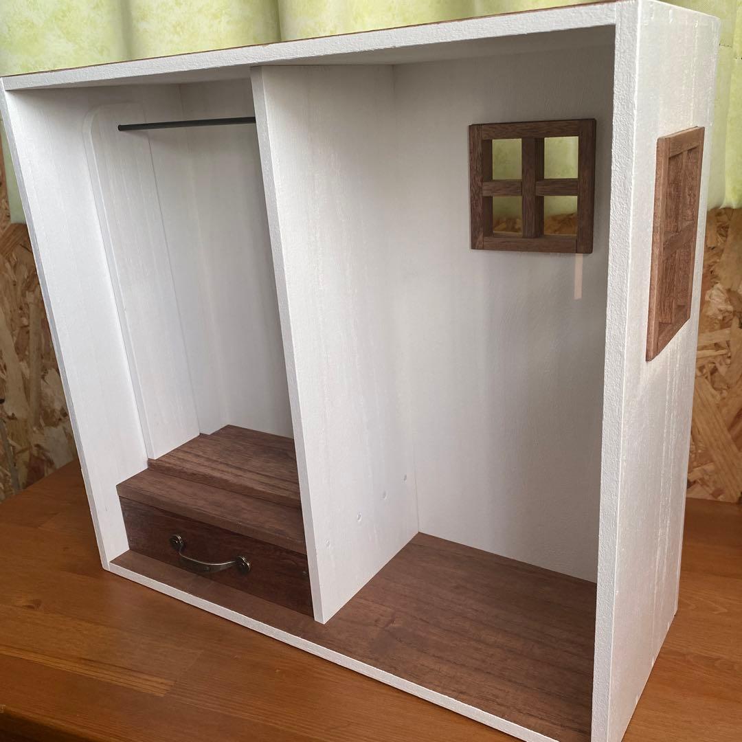 おうち型人形用木製収納ケース　ネオブライス　アイシードール　ドール用クローゼット