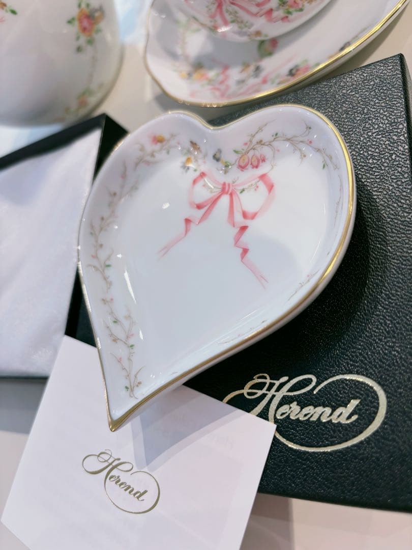 チ*】様 ヘレンド　新品未使用　リボンローズドラジェ　ハート ディッシュ