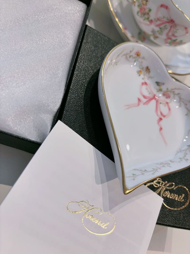 チ*】様 ヘレンド　新品未使用　リボンローズドラジェ　ハート ディッシュ