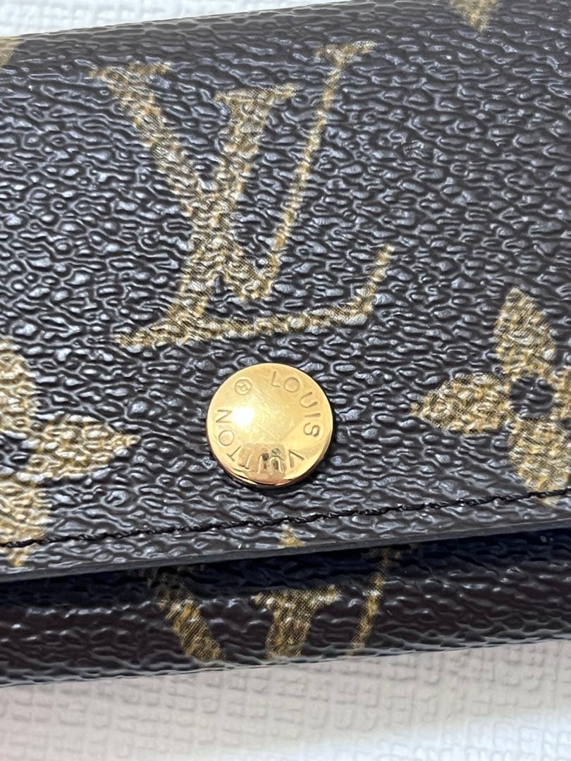 ルイヴィトン モノグラム　キーケース 4