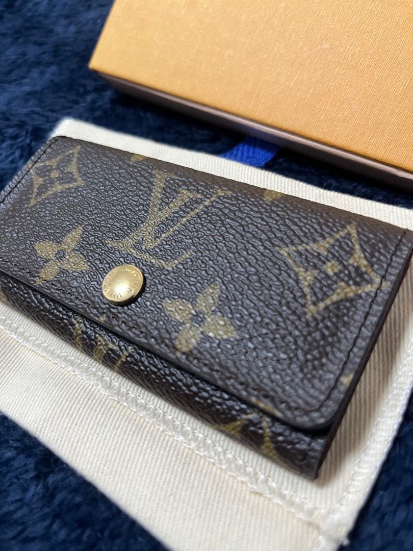 ルイヴィトン モノグラム　キーケース 4