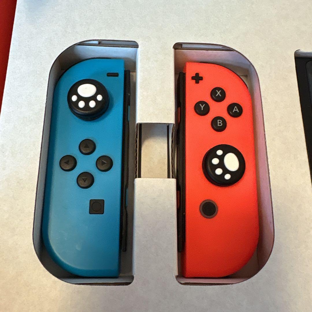 【極美品】任天堂Switch本体　動作確認済‼️