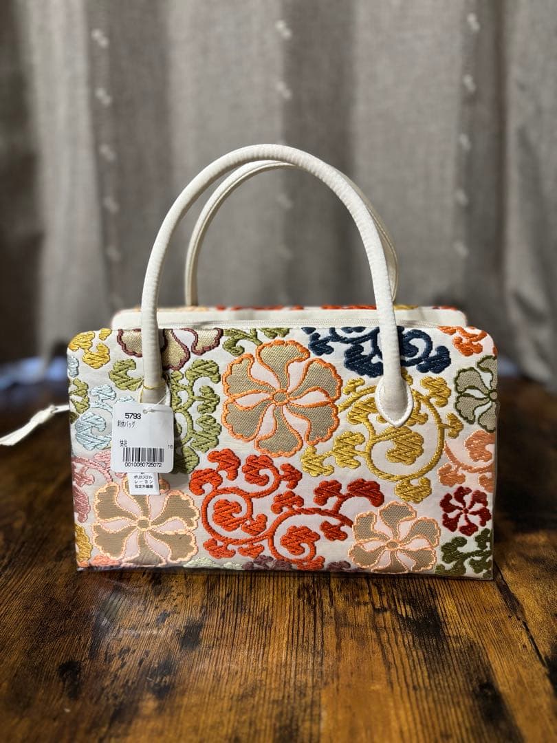 刺繍模様 ボックス型和装用バッグ
