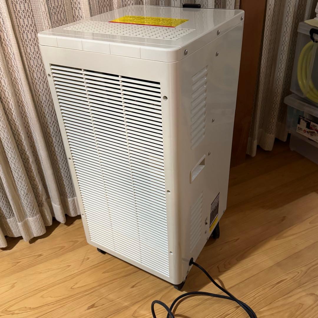 業務用除湿機 ナカトミ 2021年製 送料込み