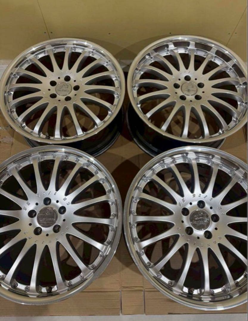 カールソン　1/16RS 20インチ