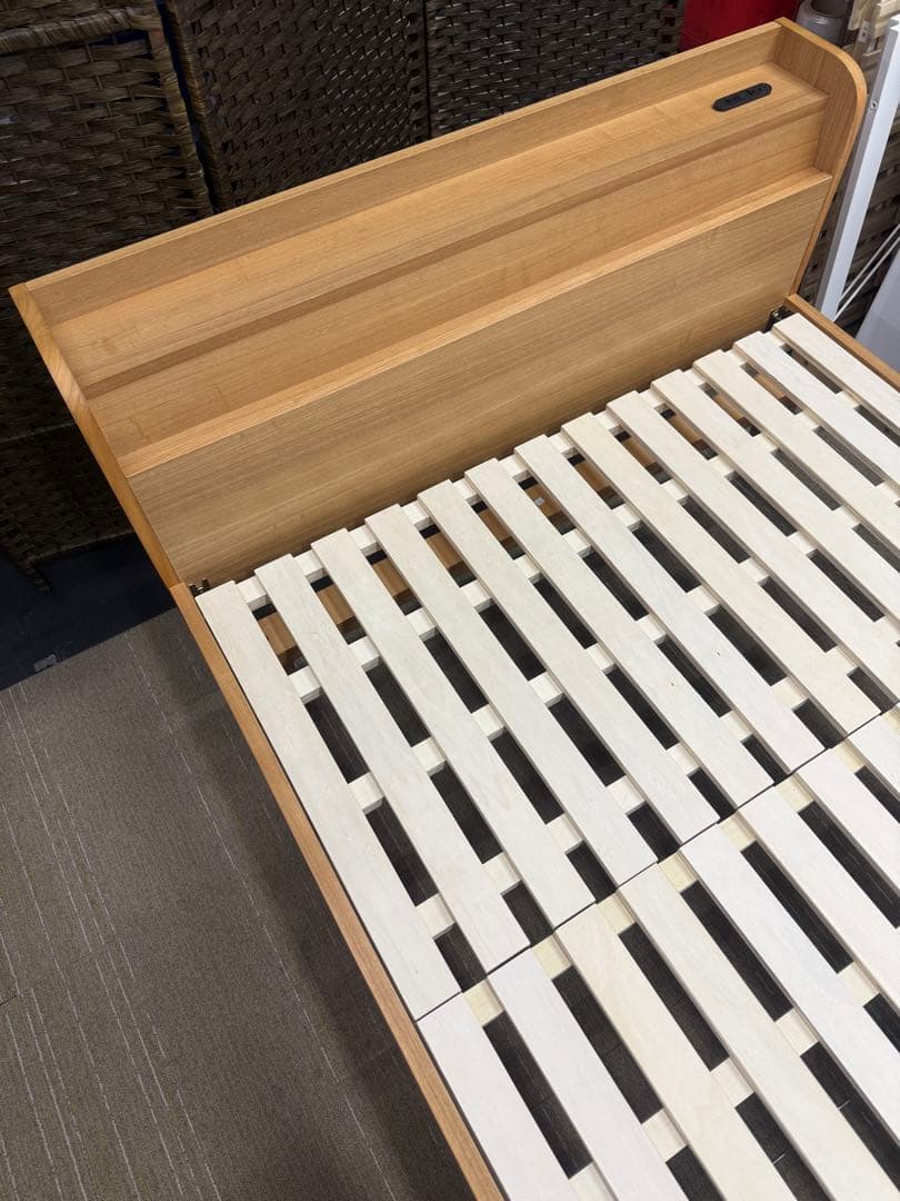 オッスラです！【超美品】Märikka マリッカ　すのこベッド　セミダブル